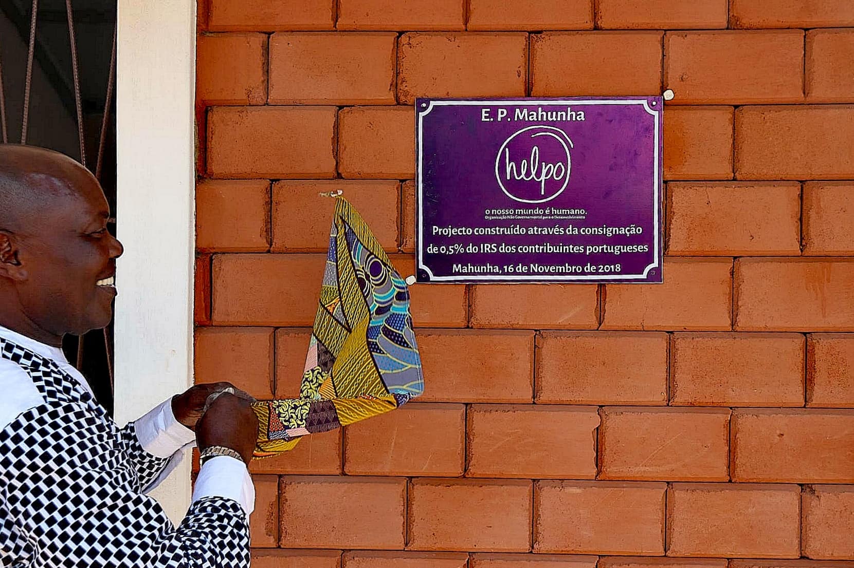 A RTP na inauguração de 6 salas de aula em Murrupula